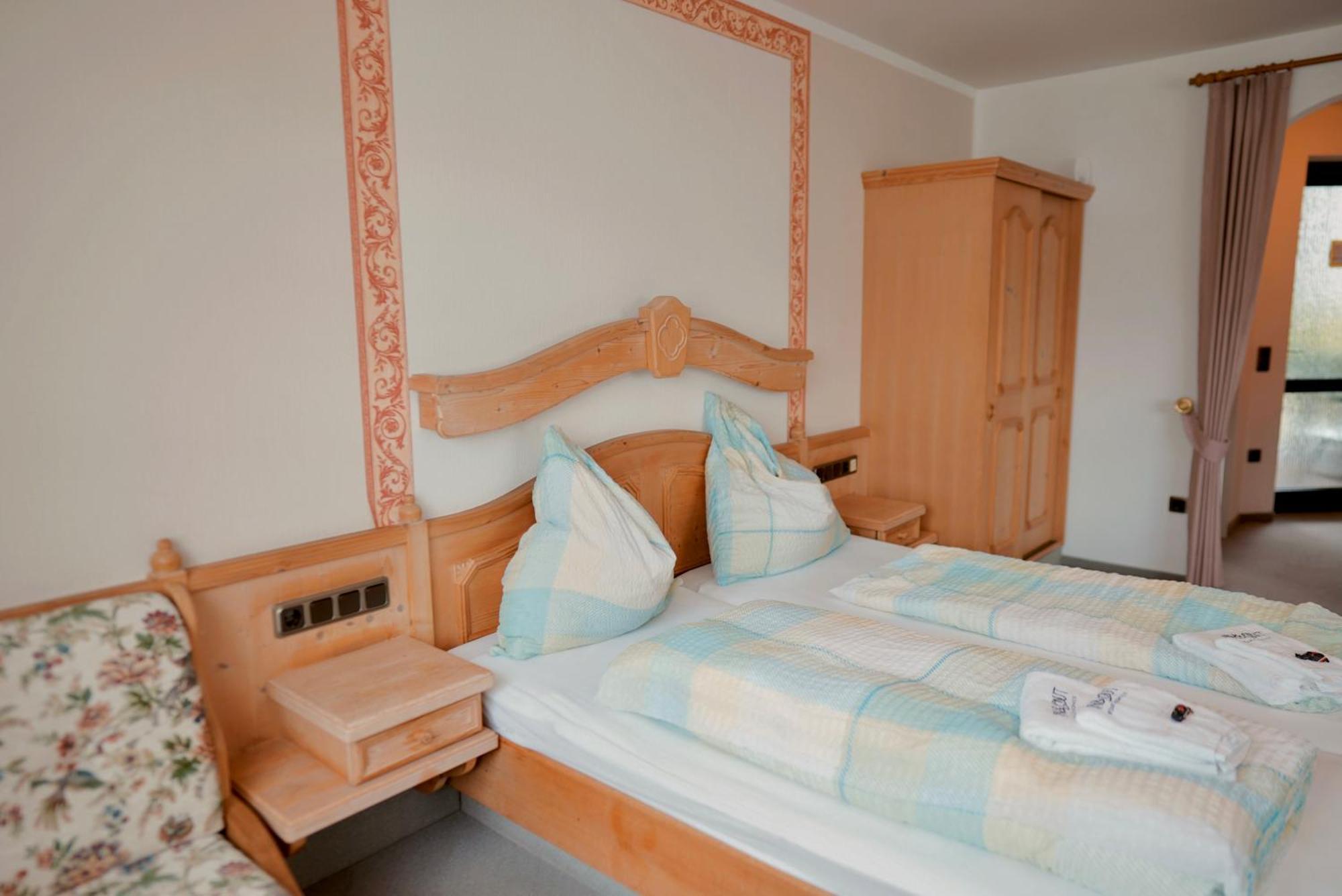 In & Out Boardinghaus Apartment Stolberg  Room photo